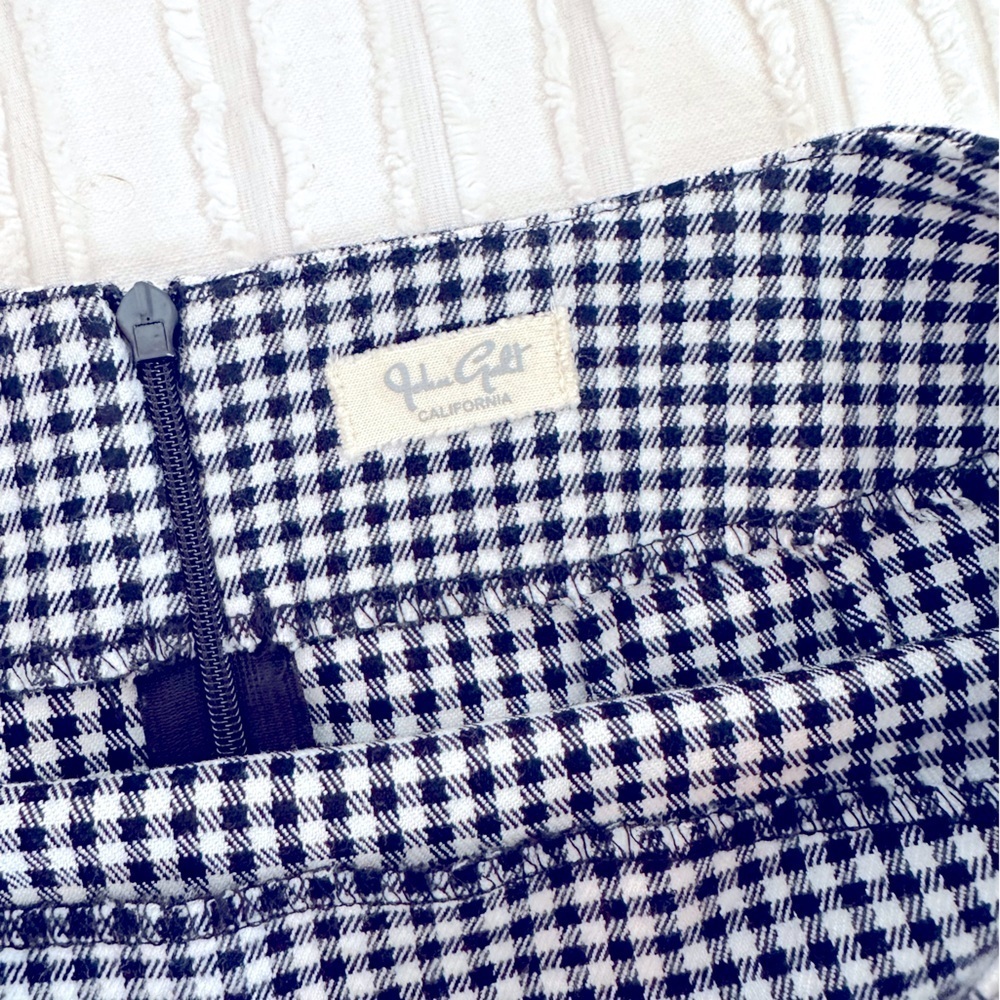 Brandy Melville John Galt Gingham Mini Skirt Size S - Picture 3 of 3